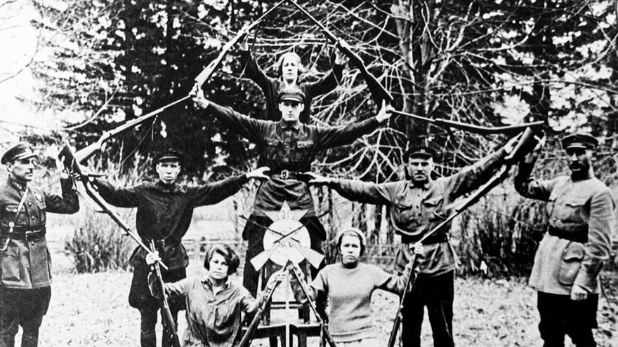 Физкультурная военная пирамида, 1929 год